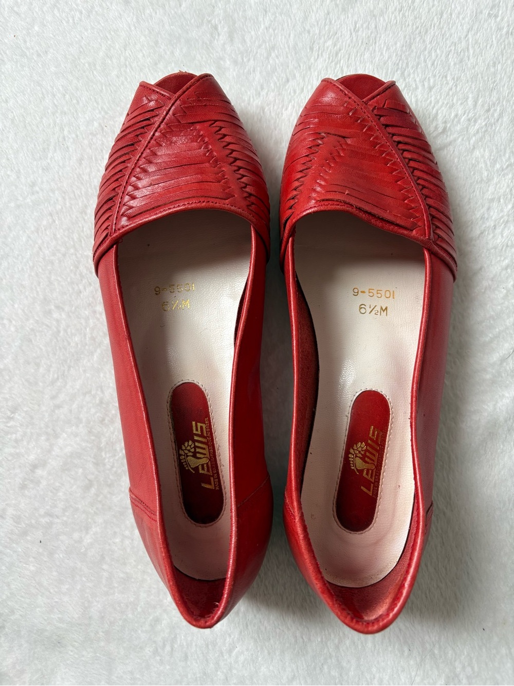 Leather shoes made in Brazil
